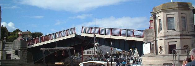 The Town Bridge over Weymouth harbour beginning to open